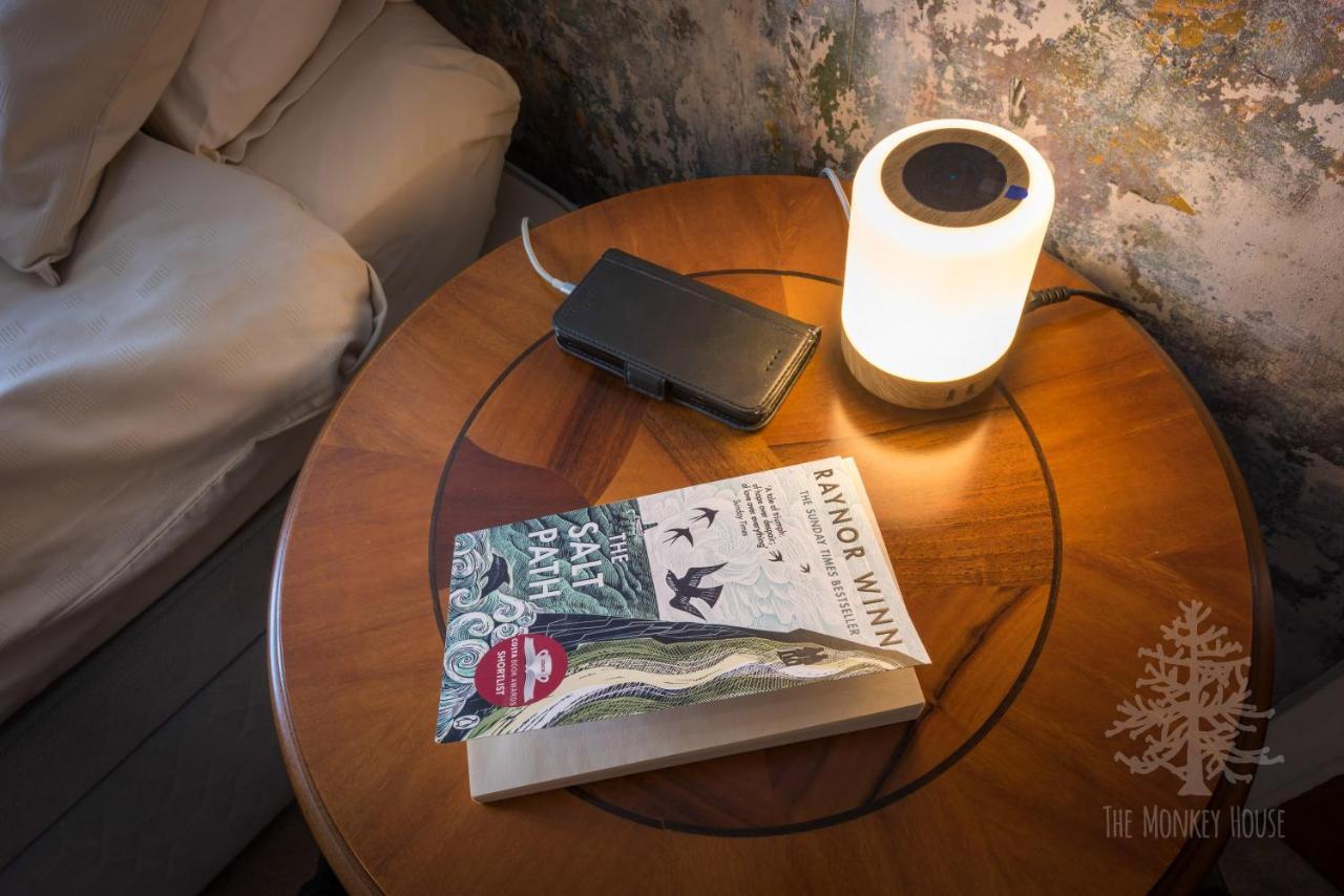 The Monkey House B&B Stone  Εξωτερικό φωτογραφία